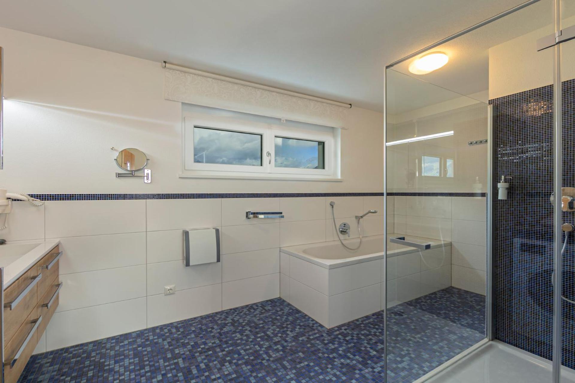H21 - Modernes Ferienhaus 145Qm, 4Sz, Wellnessbereich Mit Sauna Und Dachterrasse Mit Panoramablick, Kuehlen Und Heizen Mit Geothermie Fuegen Exterior photo