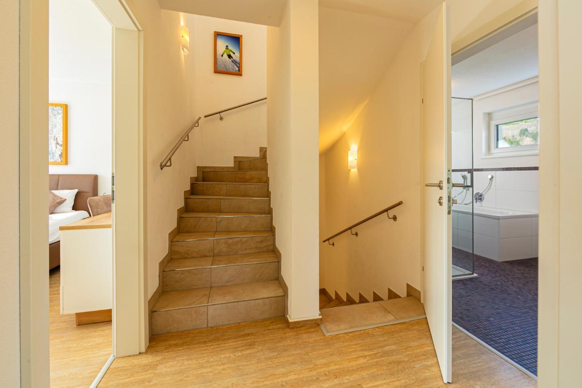 H21 - Modernes Ferienhaus 145Qm, 4Sz, Wellnessbereich Mit Sauna Und Dachterrasse Mit Panoramablick, Kuehlen Und Heizen Mit Geothermie Fuegen Exterior photo